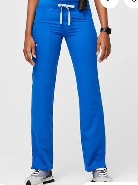 Figs Women’s Royal Blue Kade Cargo Scrub Pants XLT